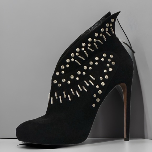 Alaia Black Studded Suede Ankle Booties - Size 37.5 👠 - Picture 2 of 8